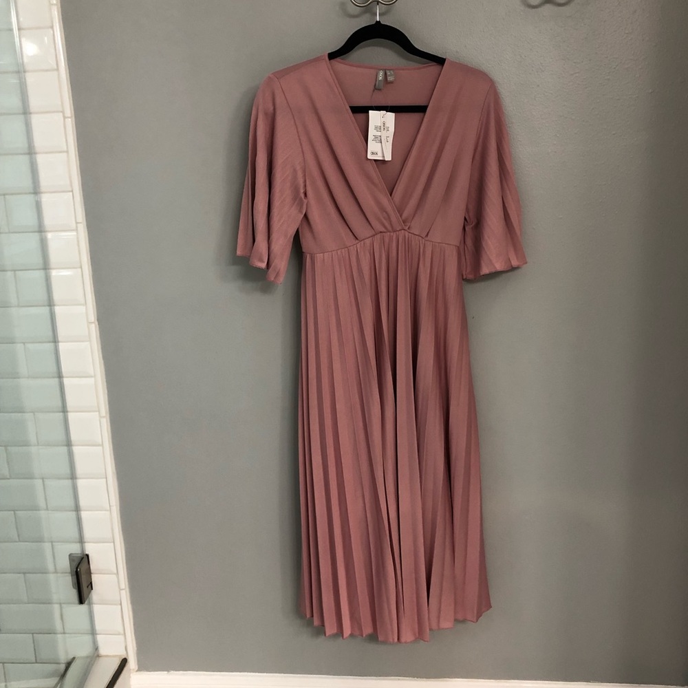 💓ASOS pink pleated midi Maternity Dress 🤰🏼💓